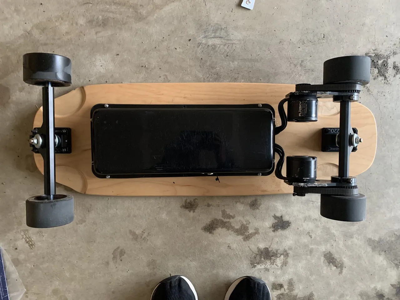 High-Performance Electric Skateboards